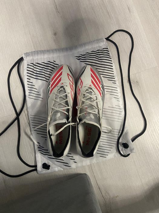 Бутонки f50 lionel Messi presting 10