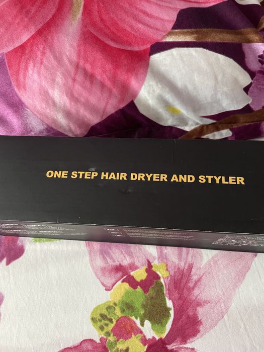 Vând perie fixa 3 in 1 One Step