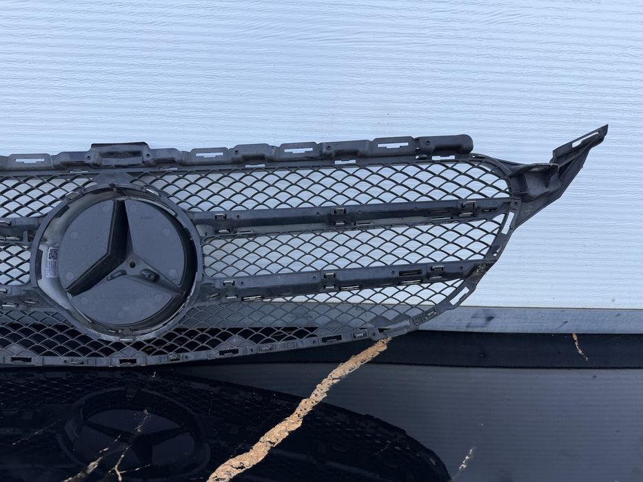 Оригинална решетка за мерцедес Mercedes C-class W205