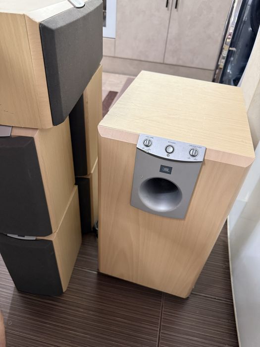 JBL Subwoofer Активен 5 Тонколони