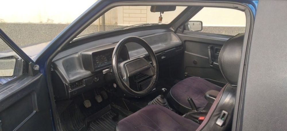 ваз Лада самара.