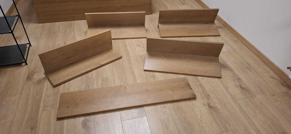 Комплект 4 дървени стенни рафта (2×73, 2×70 см) + панел 110 см