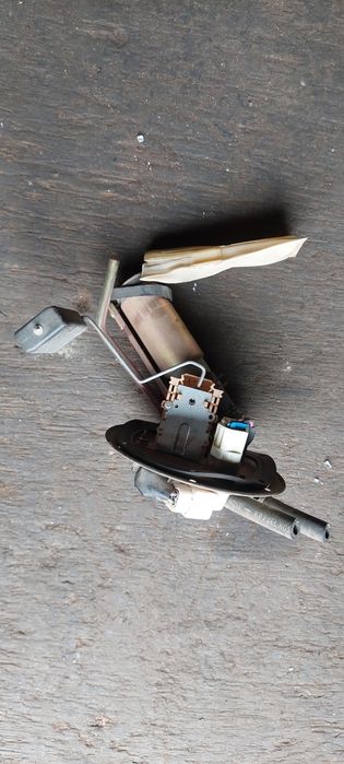 Бензонасос на мазду 323