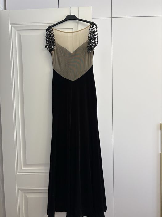 Продам вечернее черное платье