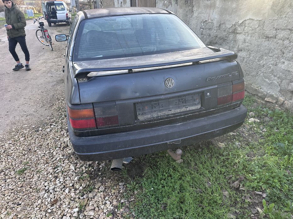 VW Passat B3 1.6 TD 1998Година на части !!
