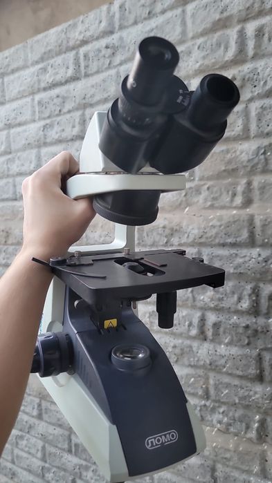 Медицинский аппарат микроскопы