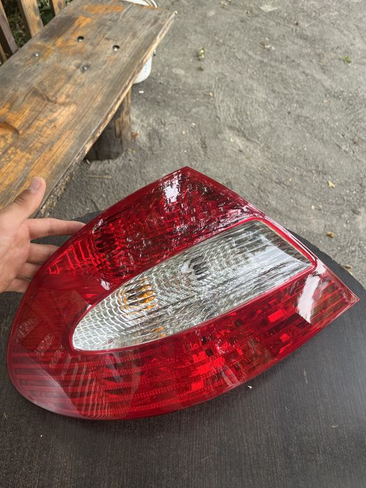 Заден ляв стоп за Mercedes CLK W209 FACELIFT