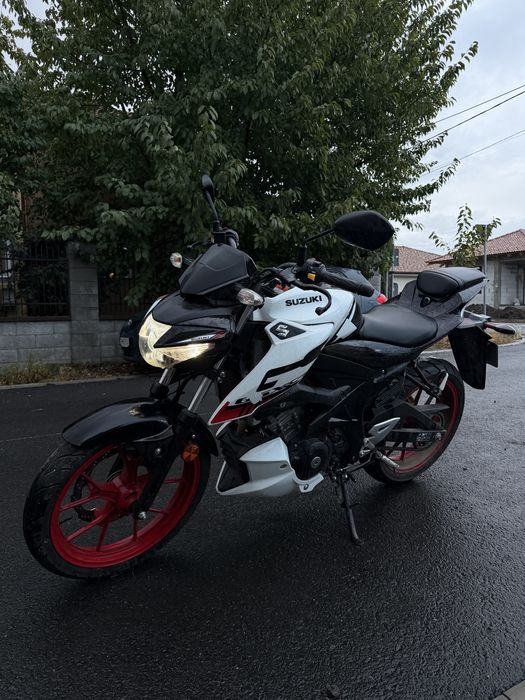 Suzuki GSX S 125