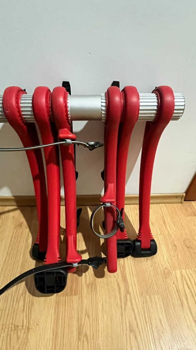 Pachet Scott Aspect 630 + Suport auto Saris Bones 3 – stare excelentă