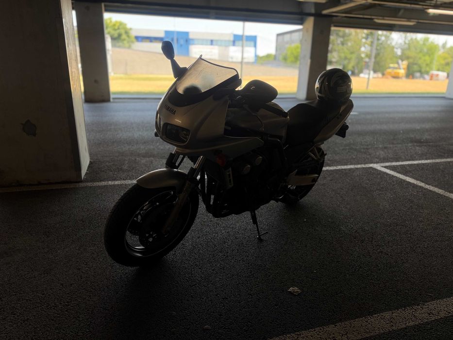 Vand Yamaha FZS600 Fazer Sport-Touring