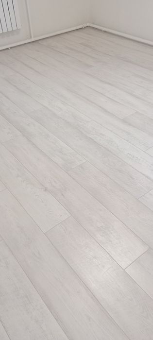 Продаю ламинат 15 кв