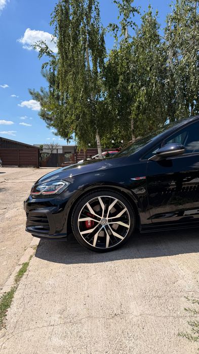 VW Golf 7.5 GTI Performance 245 CP DSG | Trapa | Dynaudio | ACC | 72.500 km