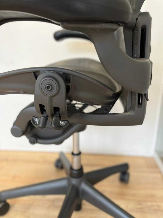 Refurbished Herman Miller Aeron Graphite