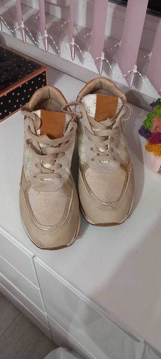 Обувки, маратонки,ботуши,сандали