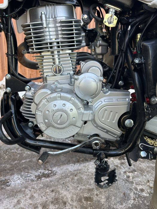 Продам мотоцикл эндуро