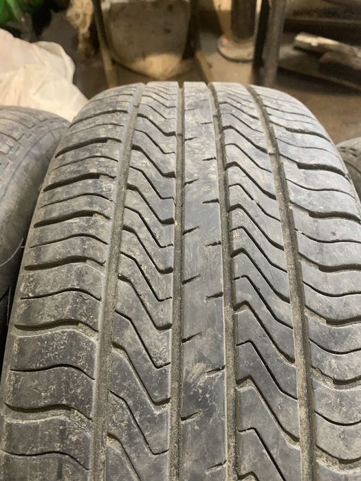 Продам резину Триангл.