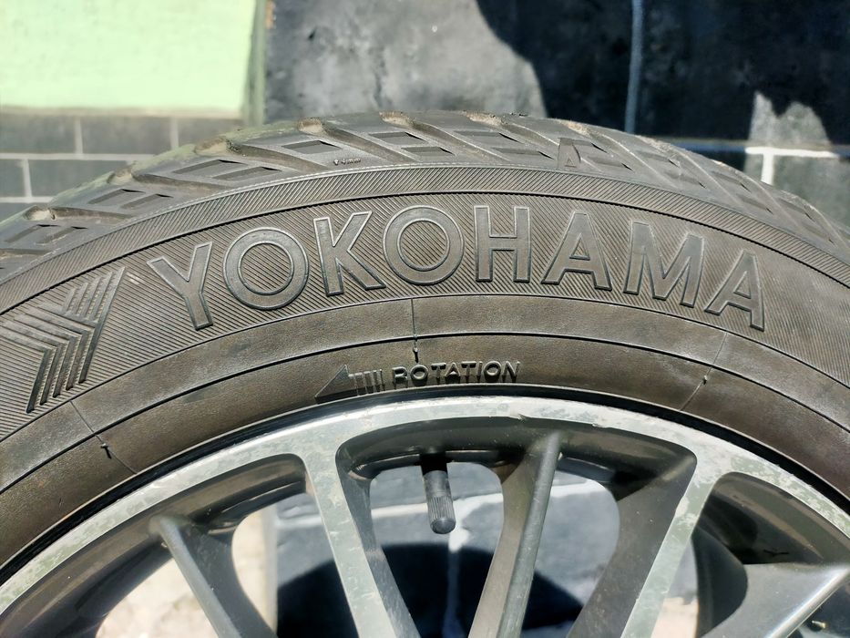 215/60R17 в хорошем состоянии