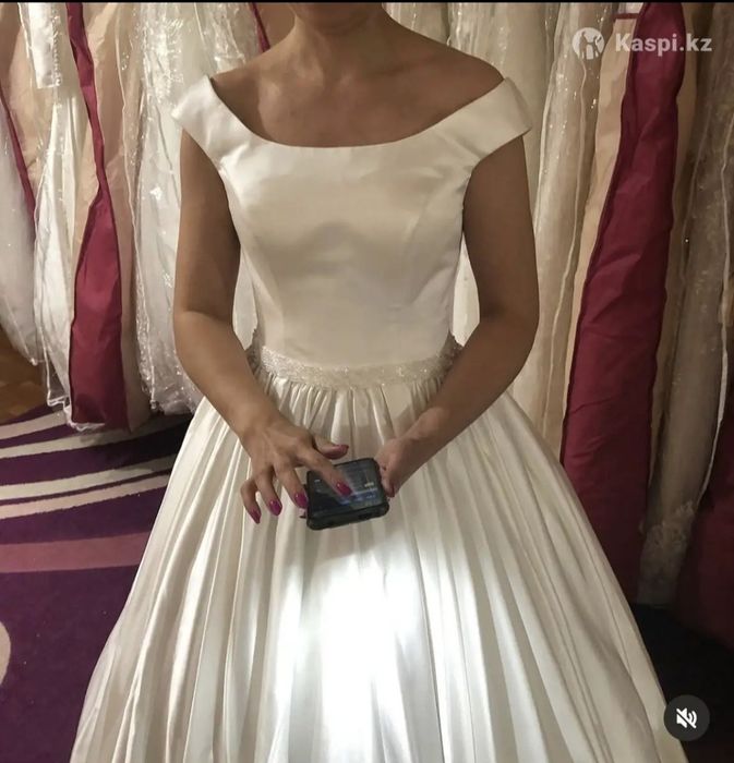 Платье свадебное новое
