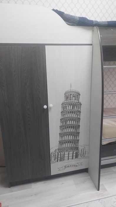 Двухъярусная кровать