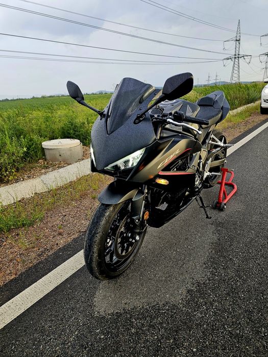 Honda cb650r 2025 A2 35kw