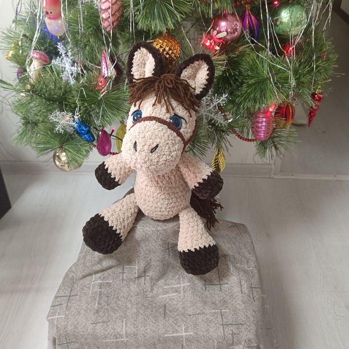 Плюшевая лошадка(ручная работа)