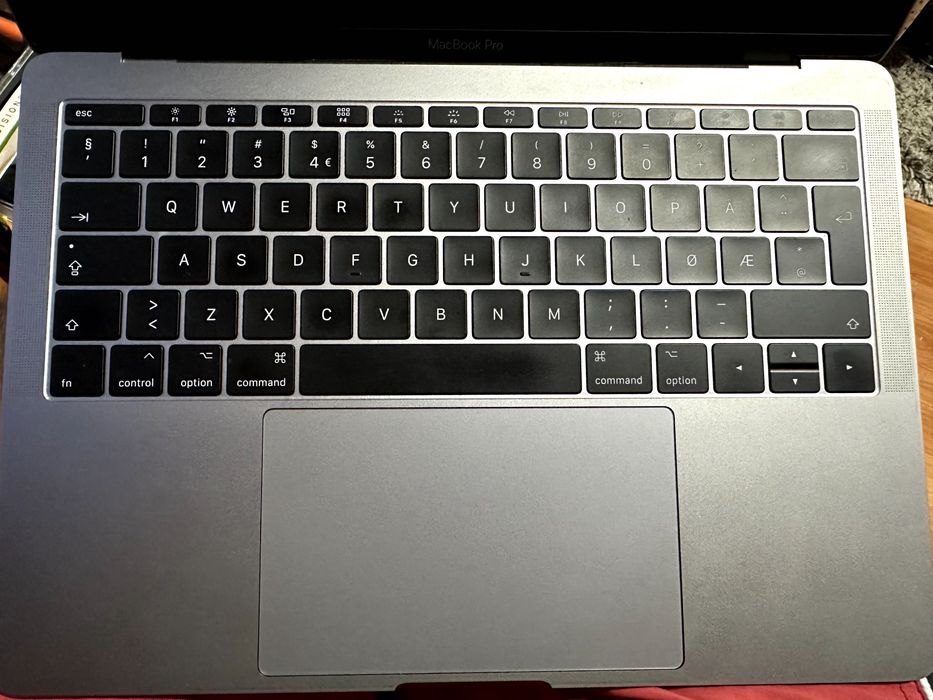MacBook Pro 13" Model Mid 2017