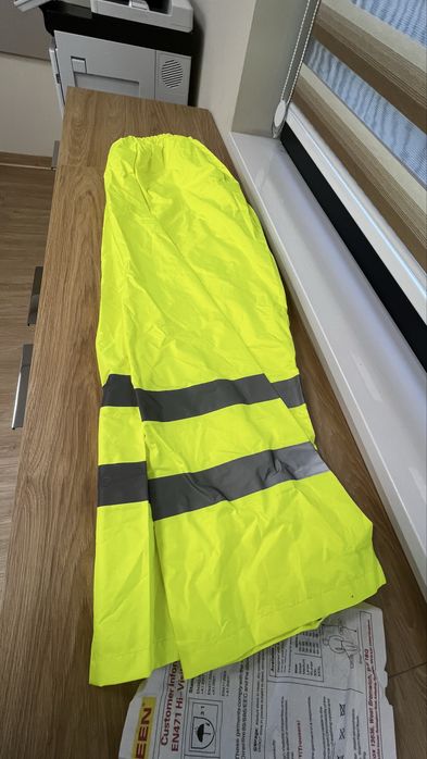 Costum reflectorizant