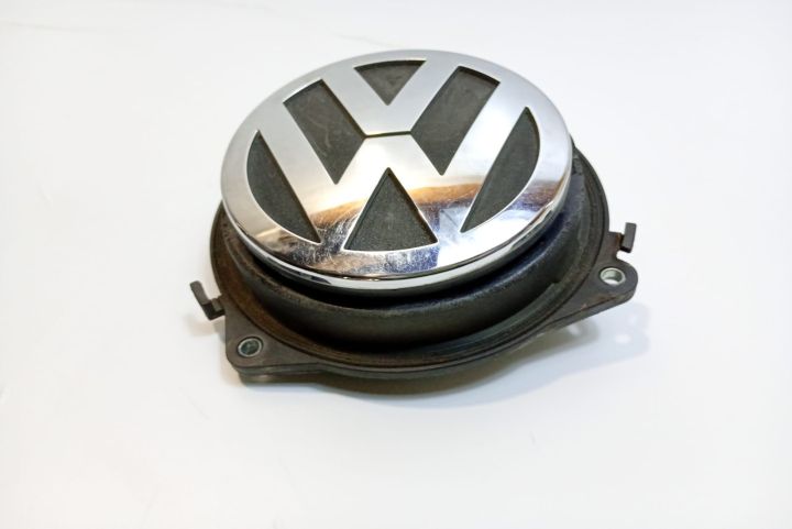 Buton  Deschidere Portbagaj 3C5827469F Volkswagen VW Passat B6 seria