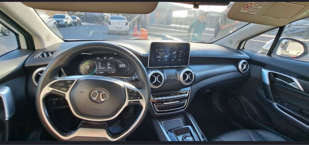 Электромобиль сотилади