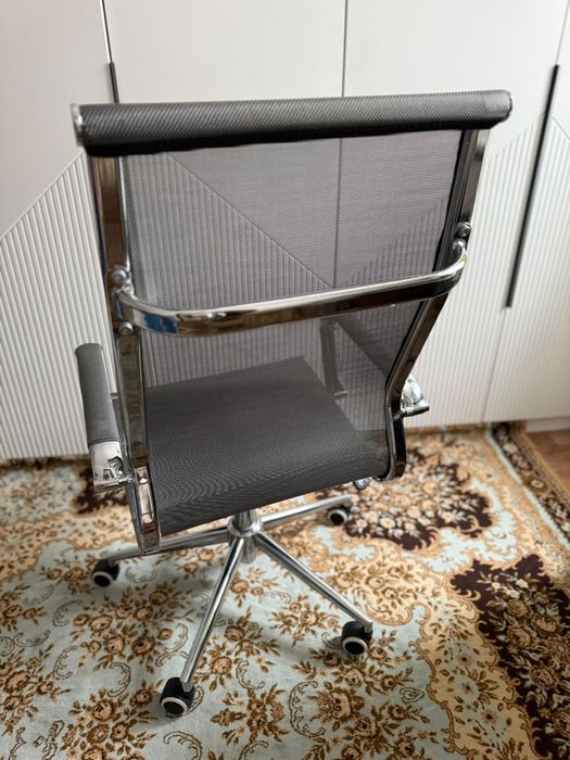 Кресло офисное            .