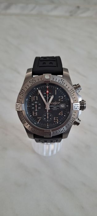 Breitling Avenger Bandit