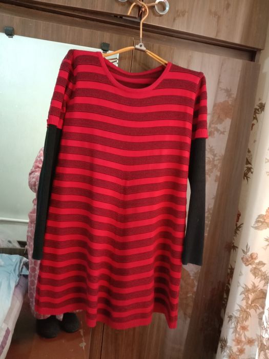 Женские кофты и блузки, 48 размера