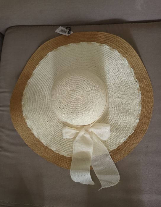Продам шляпу женскую
