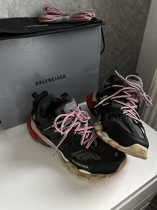 Balenciaga Track