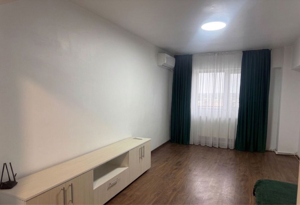 Apartament  3 camere strada carpati cu Bucuresti  ( CEC BANK)