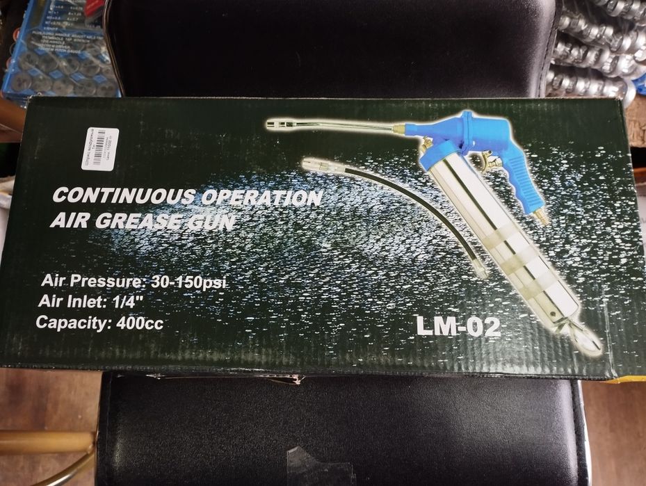 Пневмонагнетатель  LM-02, пневмошприц