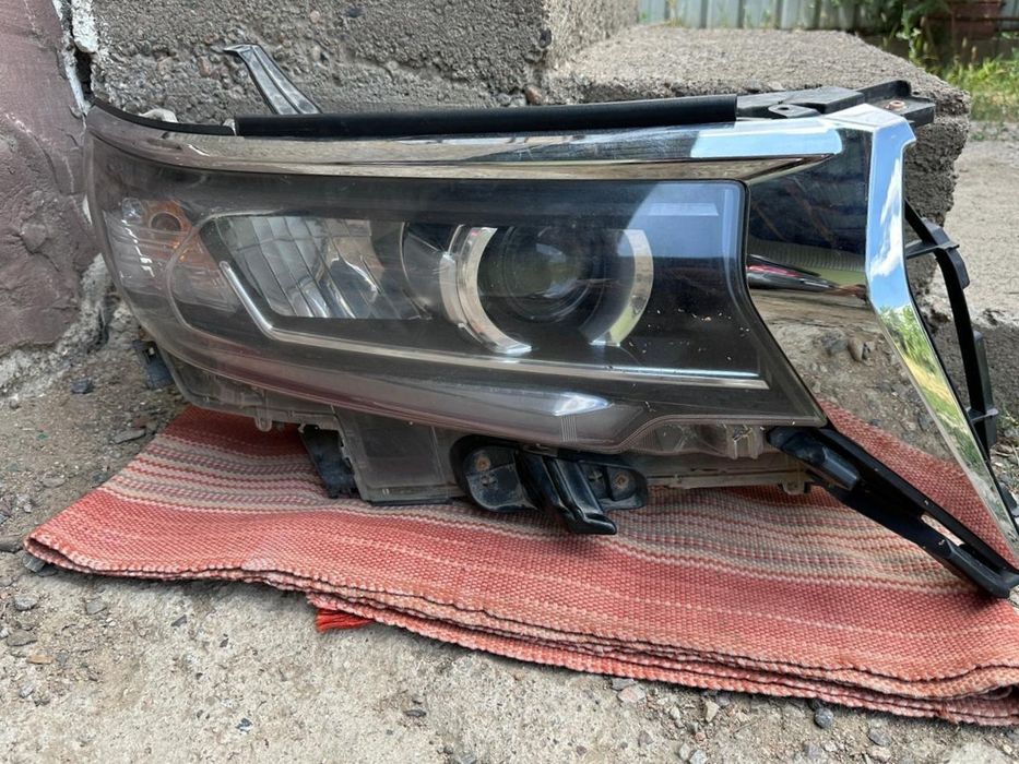 Toyota prado 155 фара пара