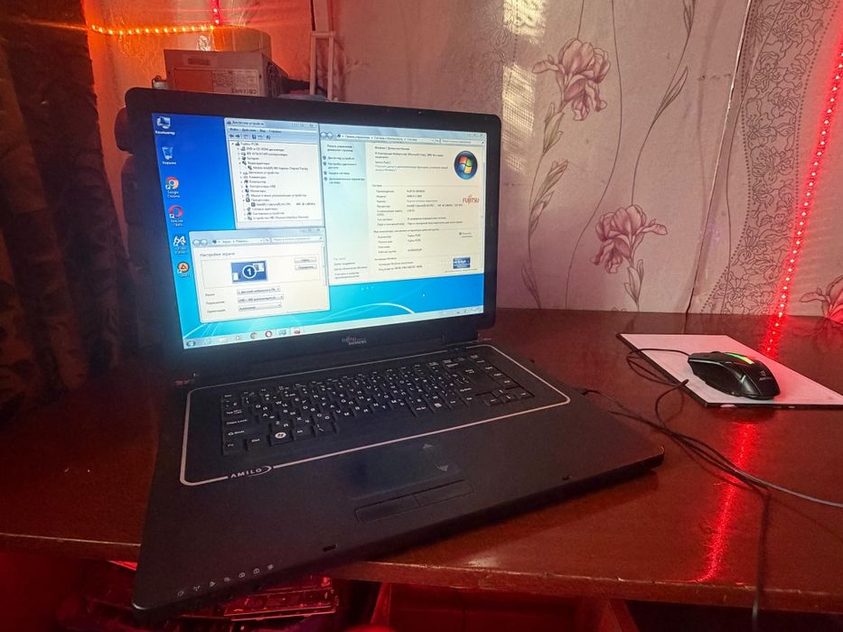 Ноутбук FUJITSU Siemens