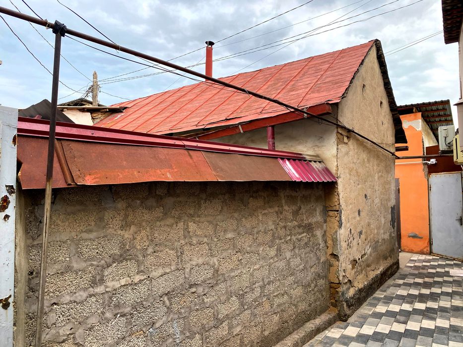 Яккасарай Rakat махалла участка сотилади ховли