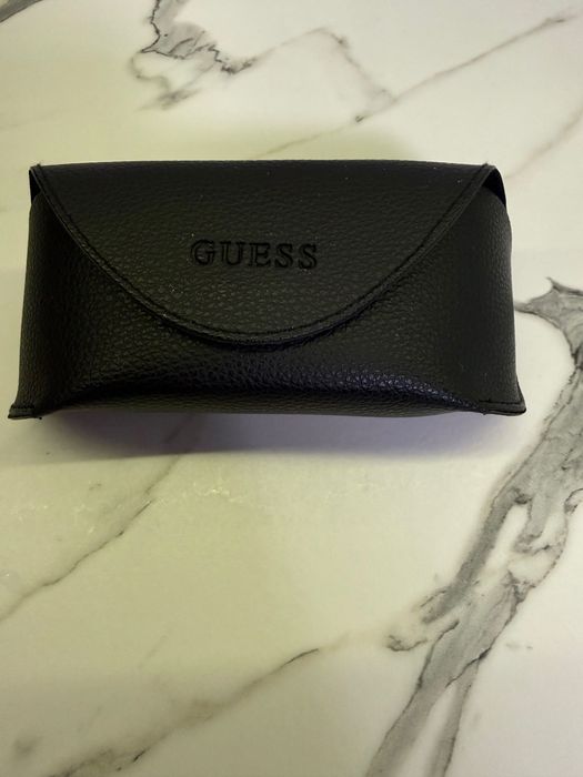 Слънчеви очила Guess