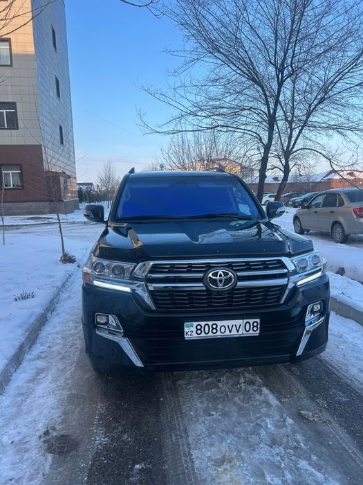 Прокат машина с водителем