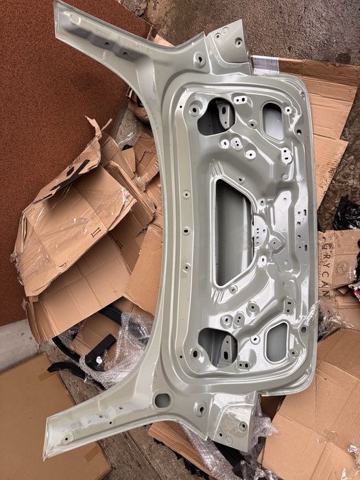 Заден капак за Tesla Model 3 Highland 2024