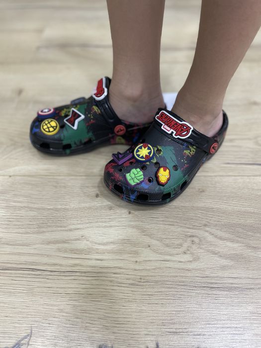 Продаются детские кроксы.
