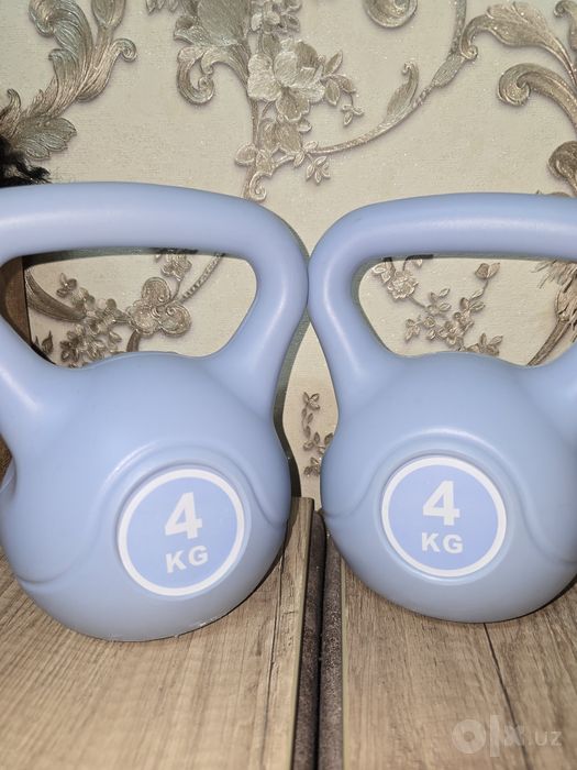 Продам Фитнес  Гири  новые по 4 кг