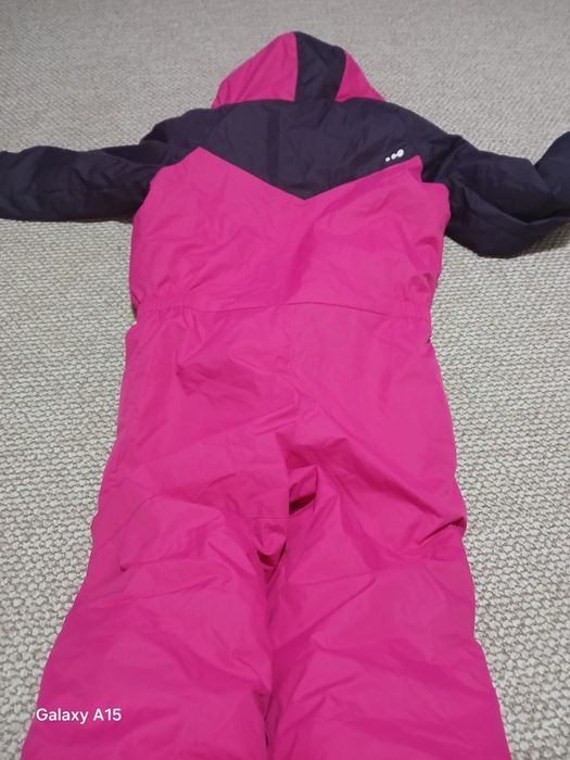 Vând costum ski 160 cm