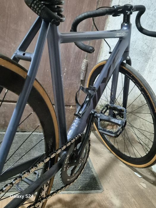 В продаже фикс jixf AT-6