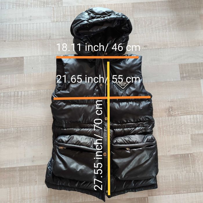 Дамски елек Prada грейка пухенка с качулка