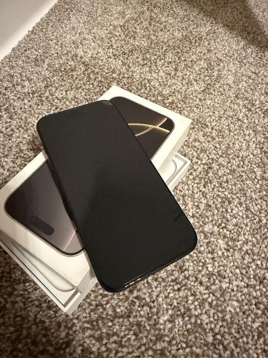 Iphone 15 pro impecabil