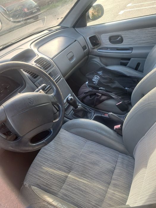 Schimb Renault Laguna