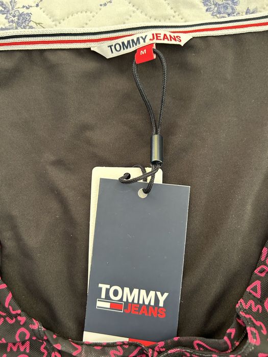 Чисто нова блуза Tommy Hilfiger
